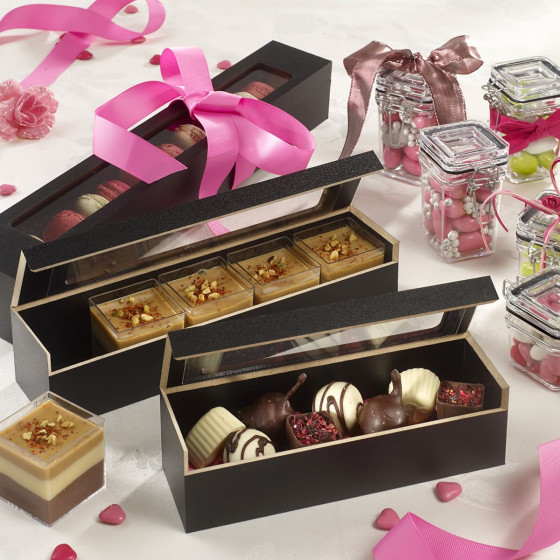 Astuccio in legno per 6 macaron con supporto